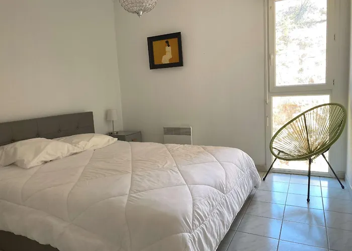 Bel T2 Avec Terrasse Et Garage A - Fr-1-553-269 Balaruc-les-Bains